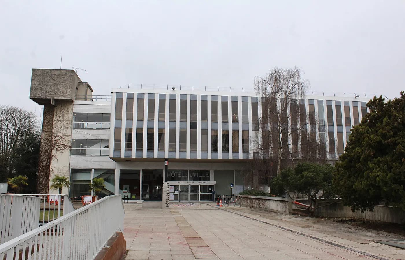 Hôtel de Ville de Fontenay-sous-Bois — Désinfection Fontenay-sous-Bois