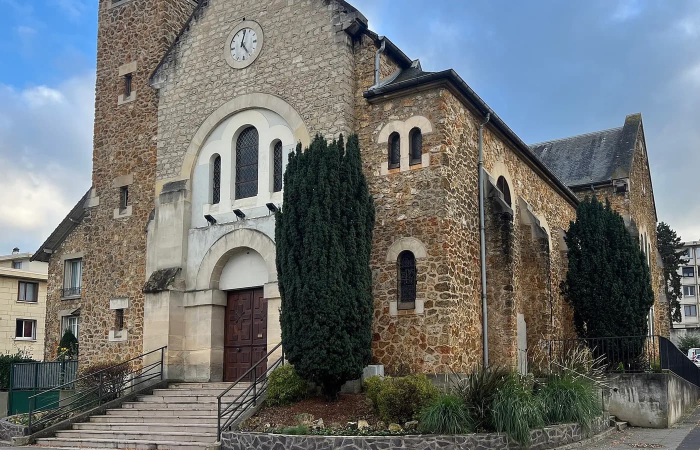 Église Sainte-Madeleine de Franconville — Désinfection Franconville