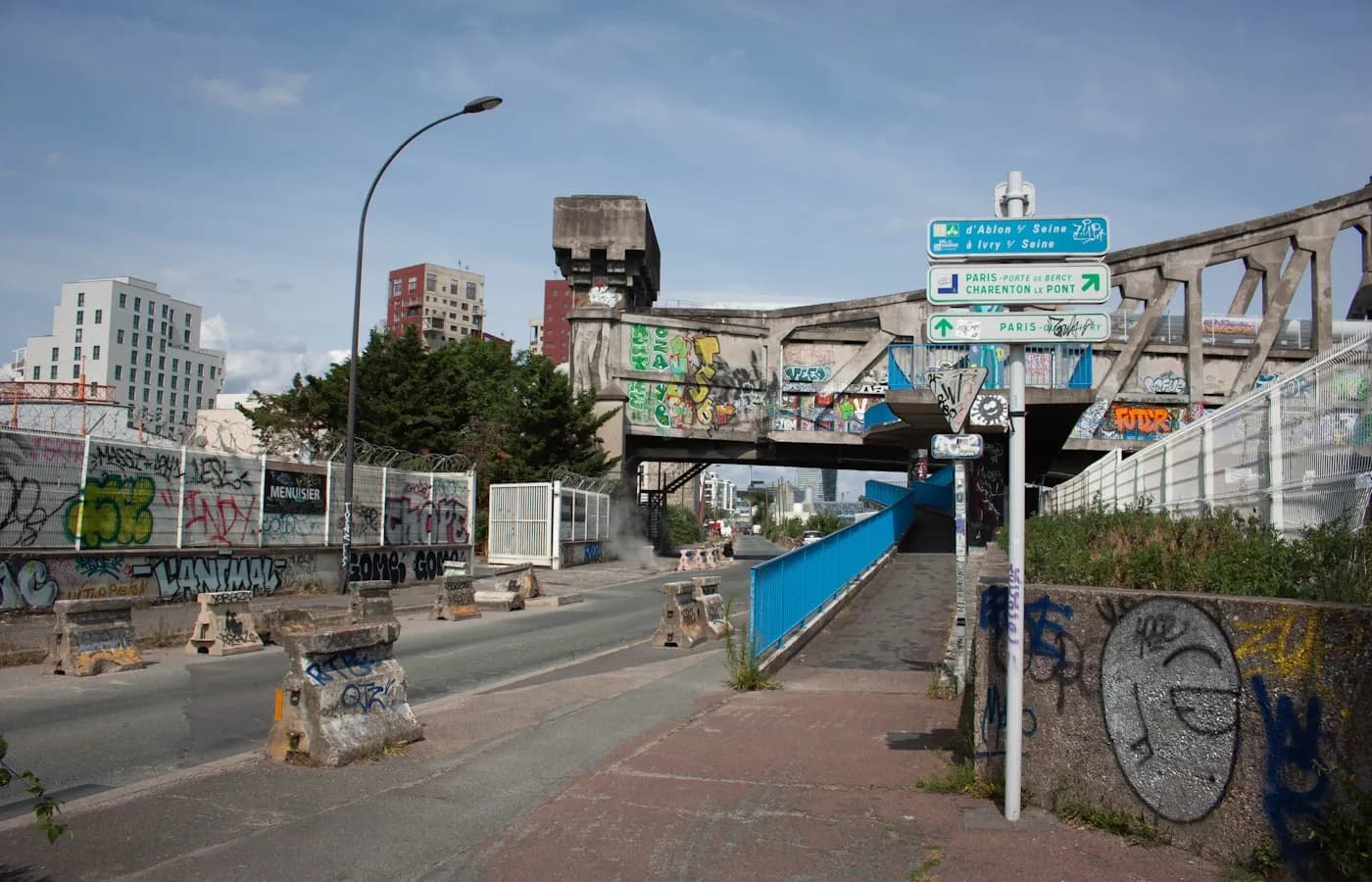 Rue urbaine — Désinfection Ivry-sur-Seine