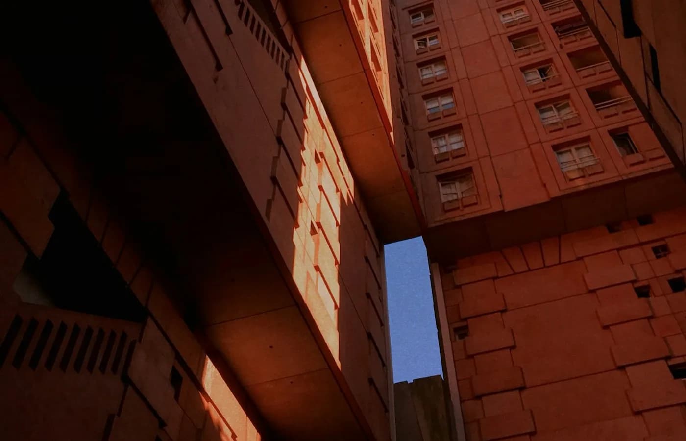 Architecture brutaliste — Désinfection Noisy-le-Grand