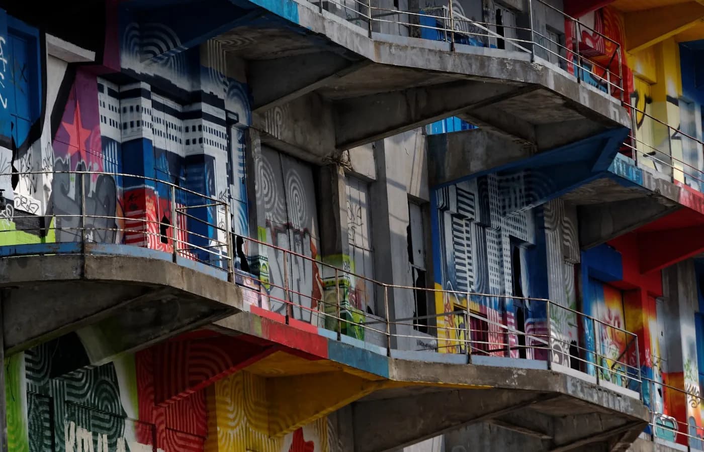 Ancien batiment des douanes — Désinfection Pantin