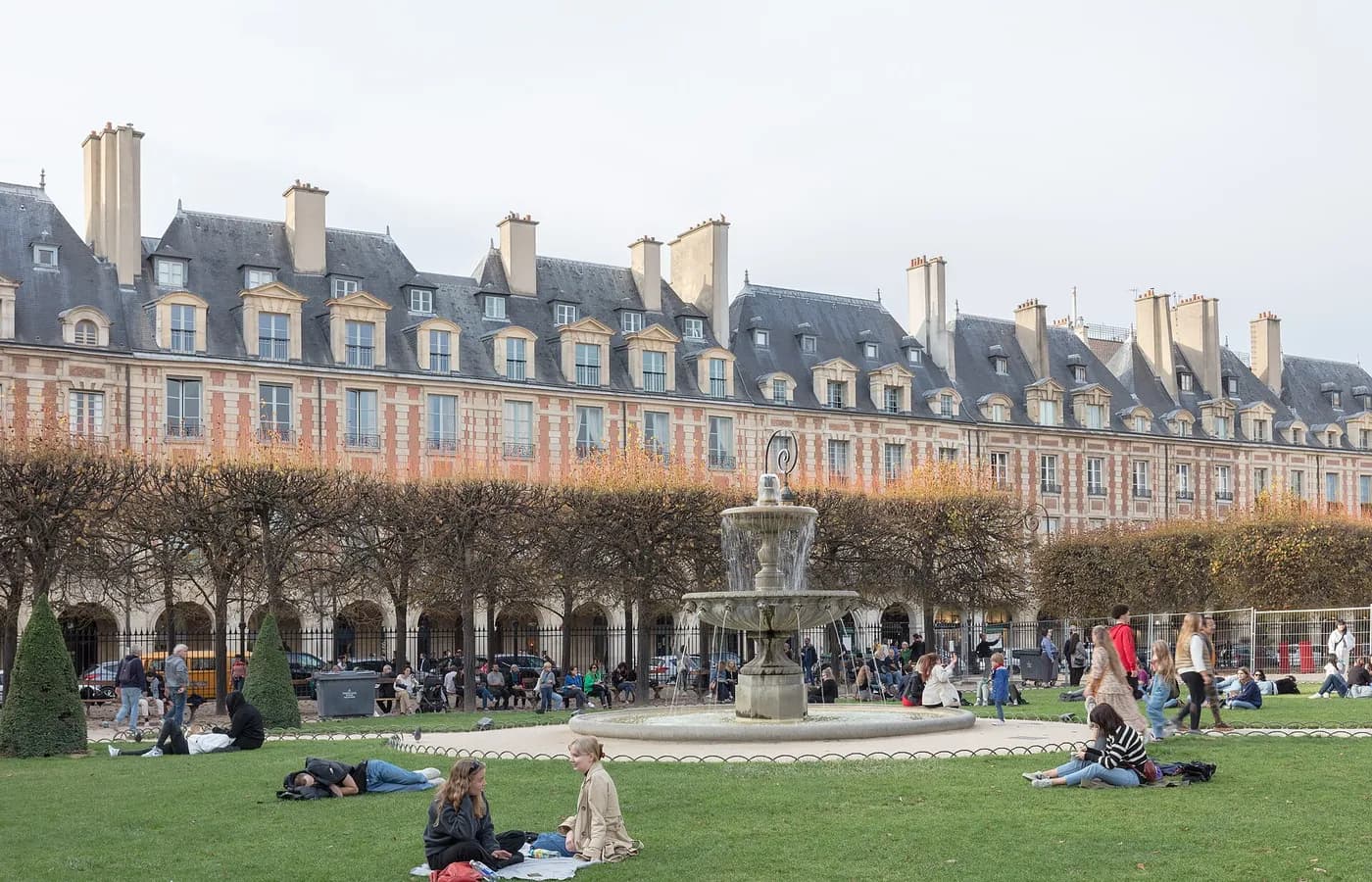 Place des Vosges — Désinfection Paris 3e arrondissement